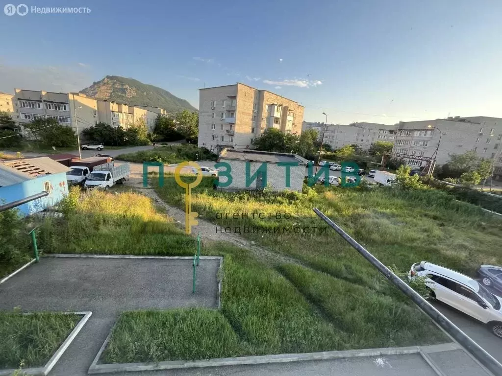 2-комнатная квартира: Красный Пахарь, улица 40 лет Победы, 2 (52 м) - Фото 0