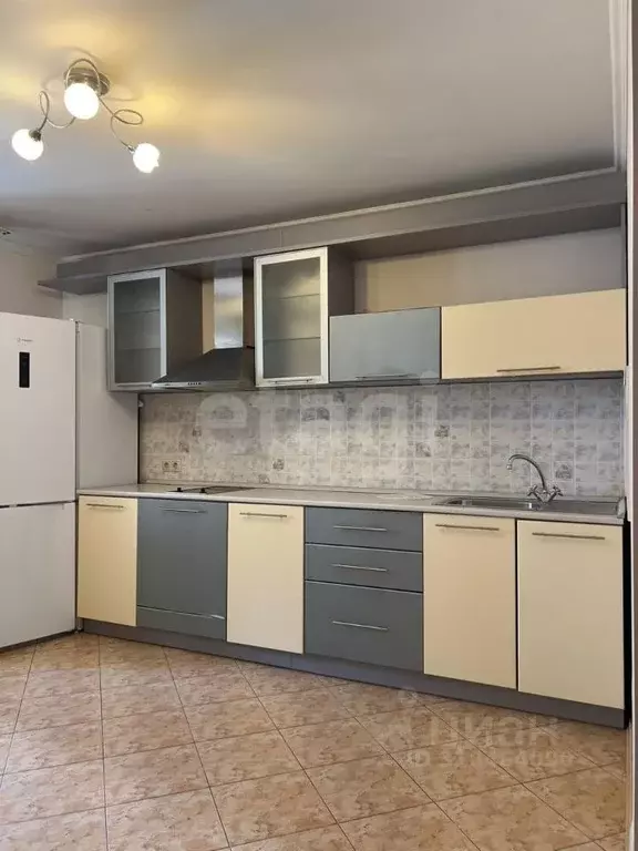 2-к кв. Татарстан, Казань ул. 2-я Азинская, 1Г (58.0 м) - Фото 0