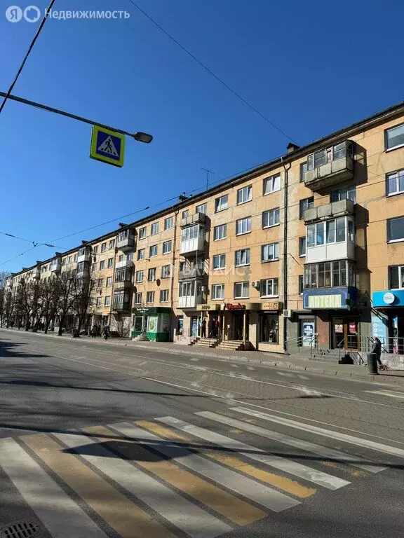 3-комнатная квартира: Калининград, улица Багратиона, 70 (59.2 м) - Фото 1