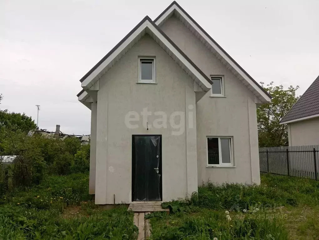 Дом в Ленинградская область, Ломоносовский район, д. Гостилицы ул. ... - Фото 1