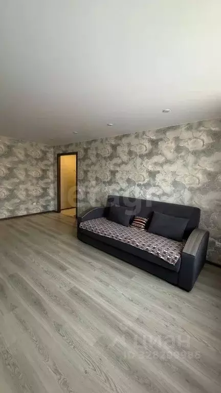 1-к кв. Омская область, Омск Заозерный мкр, ул. Бородина, 46Б (32.5 м) - Фото 1