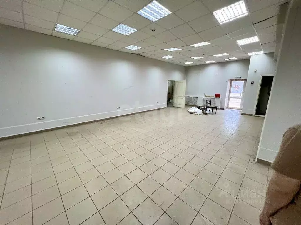 Помещение свободного назначения в Курганская область, Шадринск ул. ... - Фото 1