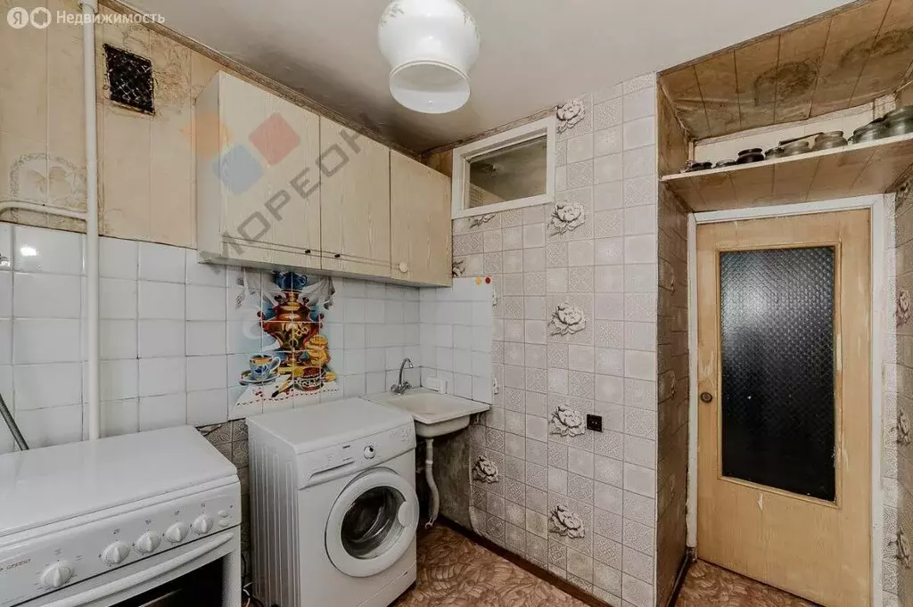 3-комнатная квартира: Краснодар, проезд Репина, 32 (74 м) - Фото 1