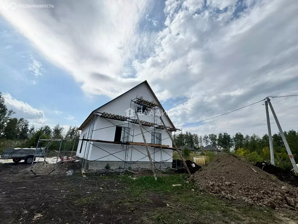 Дом в Бессоновский район, село Ухтинка, Бригадная улица (80 м) - Фото 0