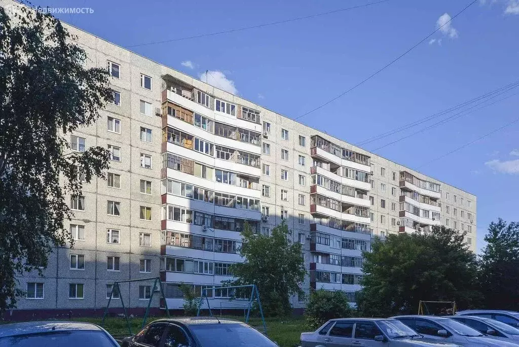 2-комнатная квартира: Тюмень, улица Мельникайте, 130 (50.3 м) - Фото 1
