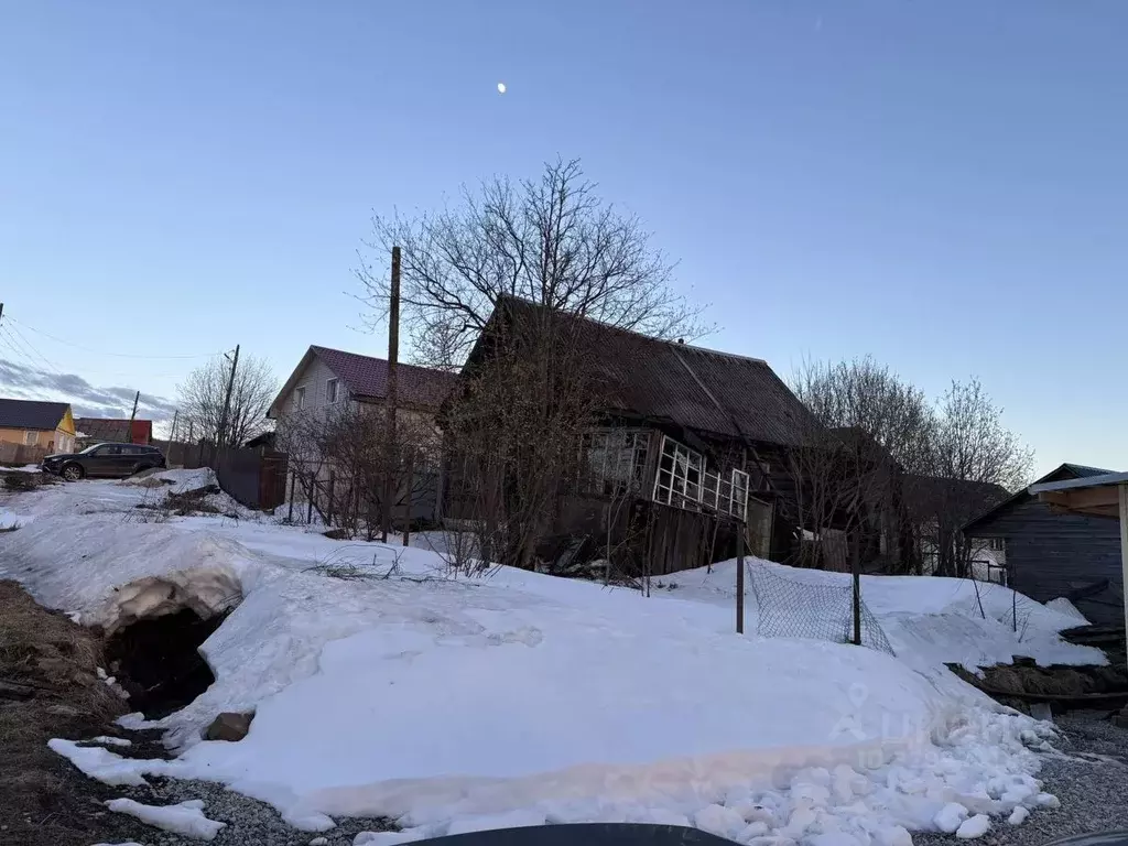 Дом в Пермский край, Губаха ул. Менделеева, 13 (53 м) - Фото 2