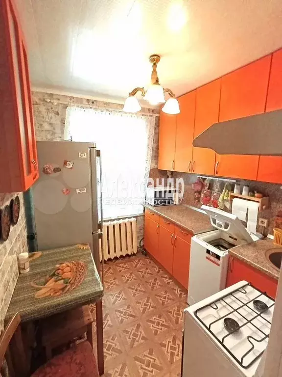 1-к. квартира, 35 м, 1/2 эт. - Фото 1
