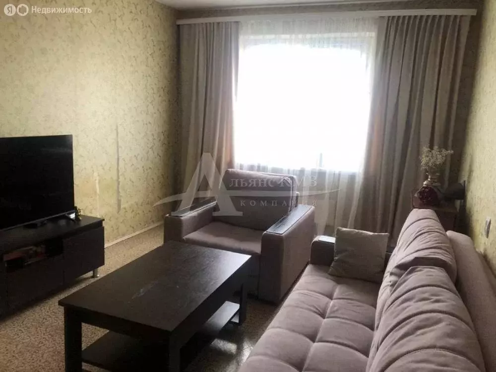 3-комнатная квартира: Кисловодск, Пионерская улица, 1 (67 м) - Фото 1