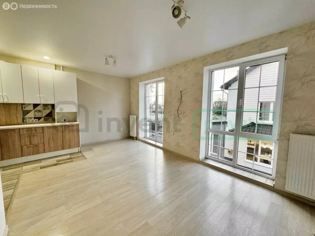 2-комнатная квартира: Калининград, улица Ломоносова, 93 (52 м) - Фото 1