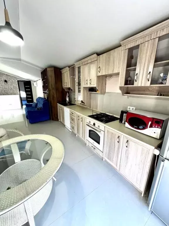 4-к кв. Калининградская область, Калининград ул. Бориса Пастернака, 1А ... - Фото 0