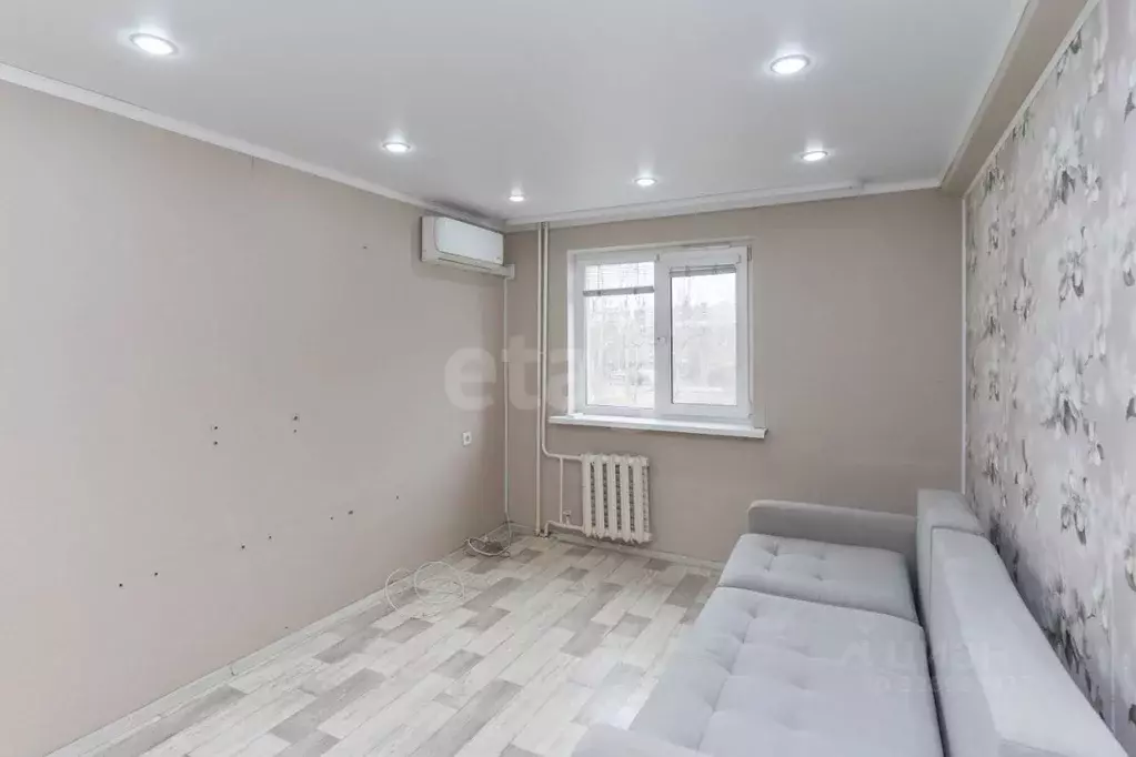 2-к кв. Тюменская область, Тюмень Олимпийская ул., 42 (40.0 м) - Фото 1