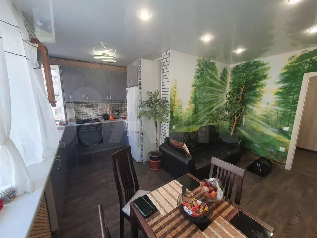 4-к. квартира, 85 м, 2/4 эт. - Фото 0