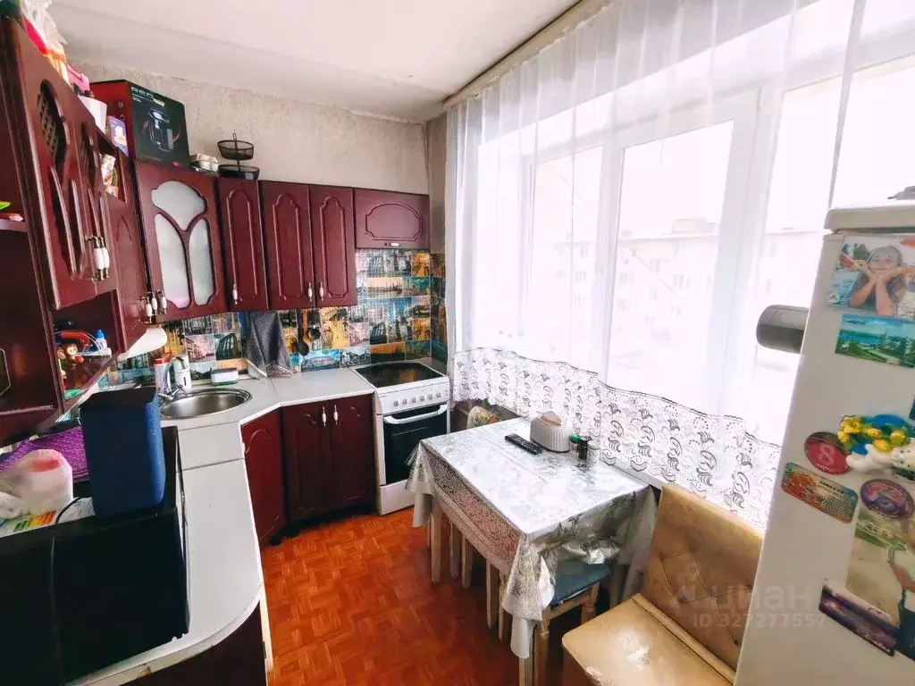 2-к кв. Белгородская область, Старый Оскол Интернациональный мкр, 15 ... - Фото 1