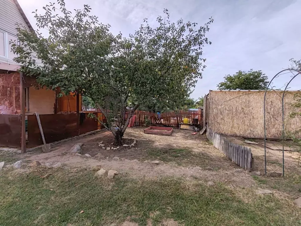 Дом в Волгоградская область, Волжский Новые сады СНТ, проезд 5-й, 30 ... - Фото 2