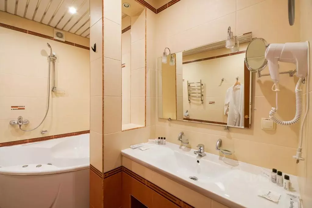 Комната Самарская область, Тольятти Воскресенская ул., 9 (43.0 м) - Фото 2