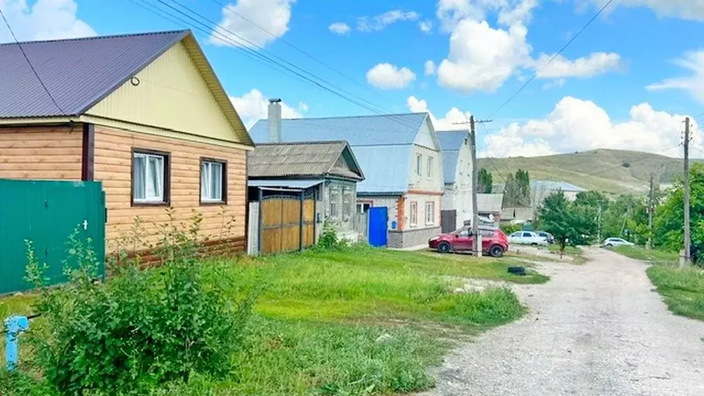 Дом в Саратовская область, Вольск пер. 3-й Максима Горького, 12 (58 м) - Фото 1