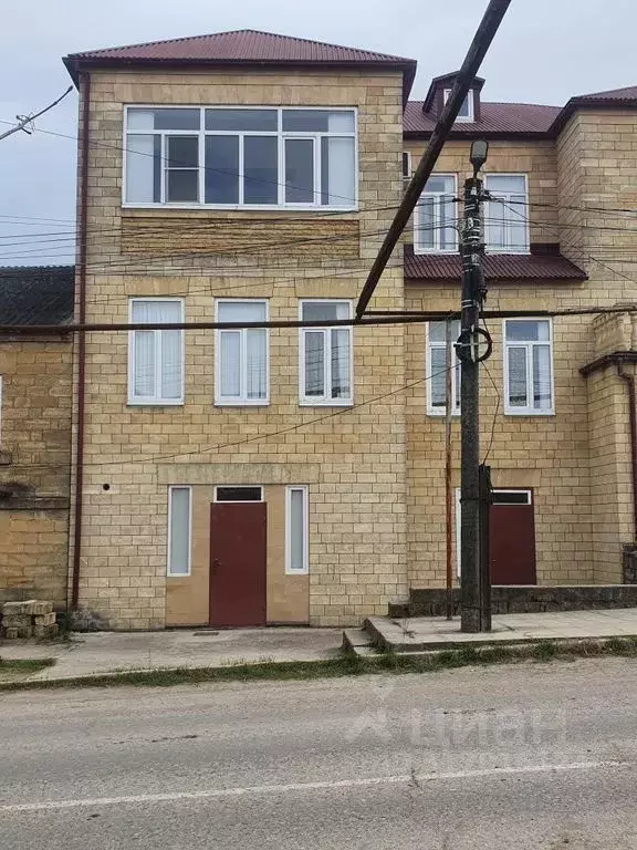 Дом в Дагестан, Дербент ул. Юзбекова, 23А (50 м) - Фото 1