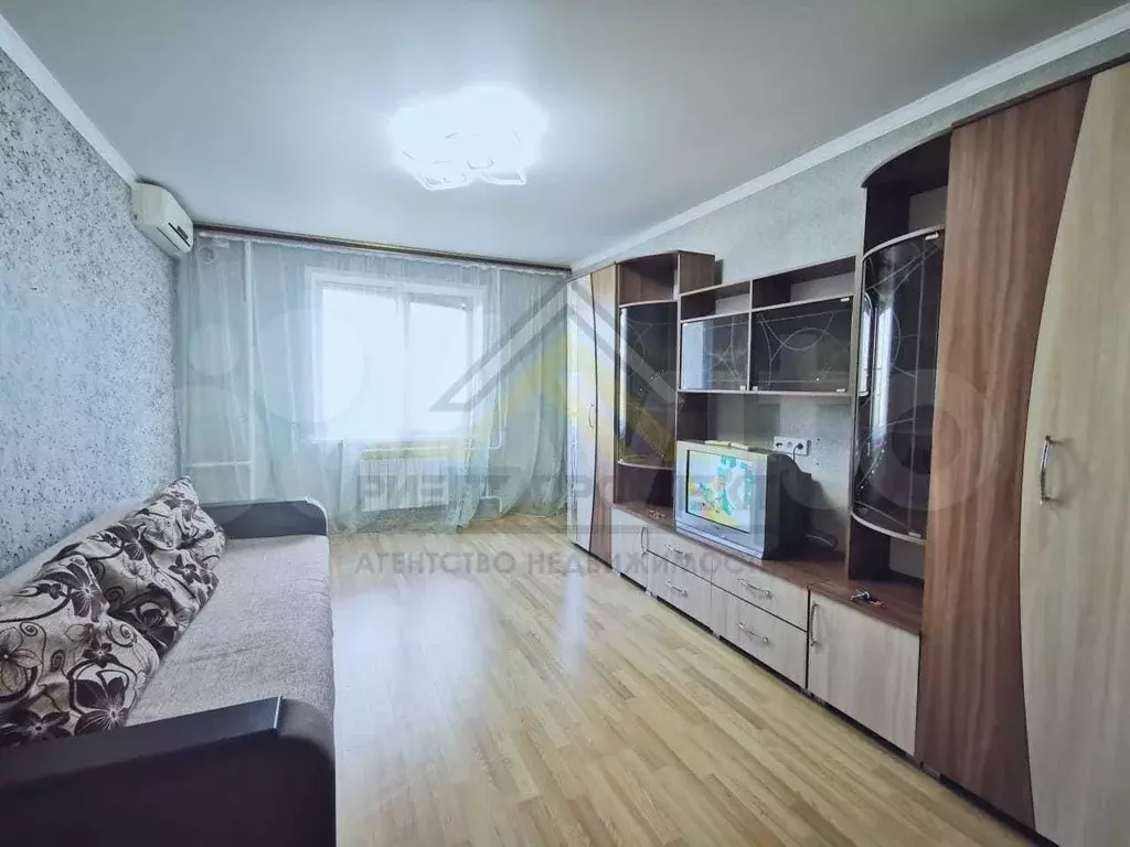 1-к. квартира, 40м, 7/9эт. - Фото 1