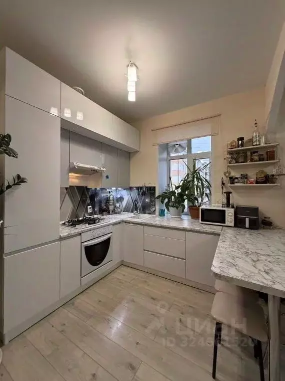 1-к кв. Татарстан, Зеленодольск ул. Энгельса, 14 (46.0 м) - Фото 1