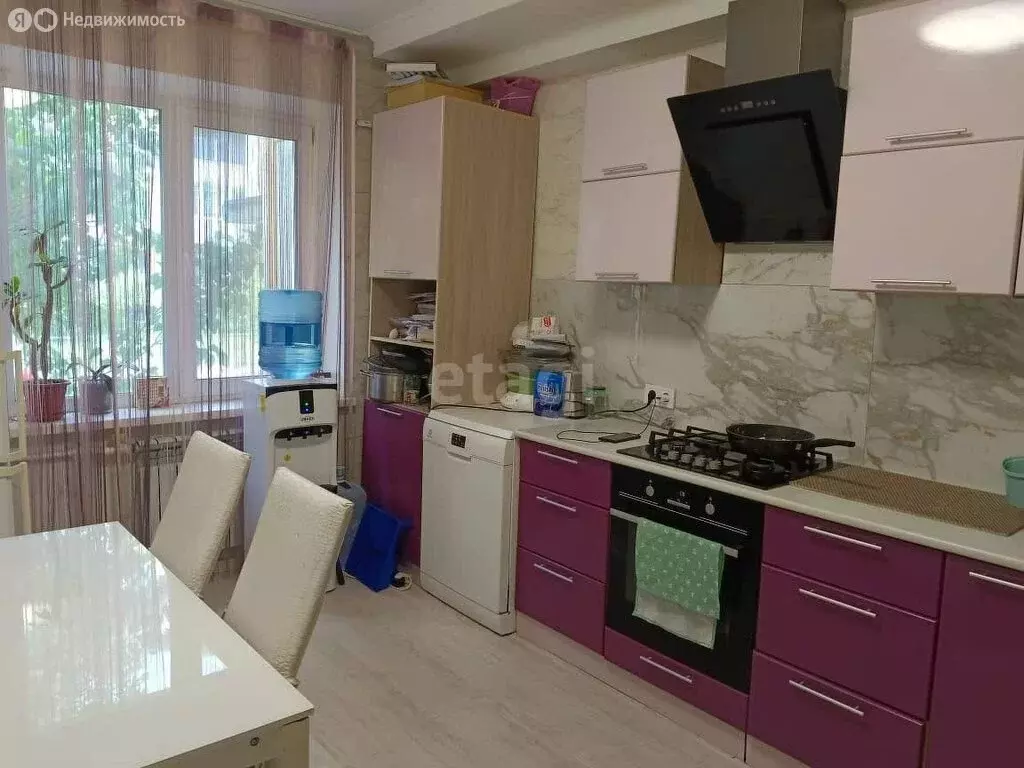 3-комнатная квартира: Саратов, улица имени Н.В. Исаева, 3 (74 м) - Фото 2