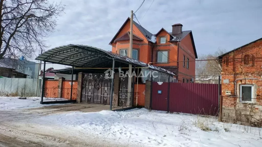 Дом в Рязанская область, Касимов ул. Комарова, 23Б (168 м) - Фото 0