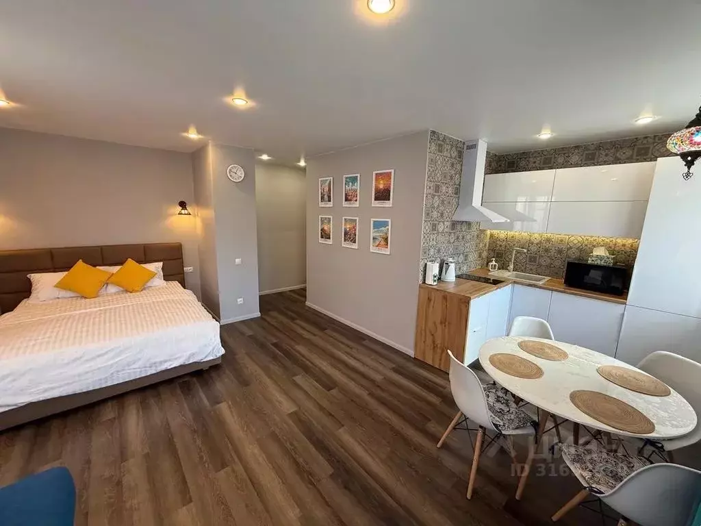 Студия Красноярский край, Красноярск ул. Робеспьера, 29 (32.0 м) - Фото 1