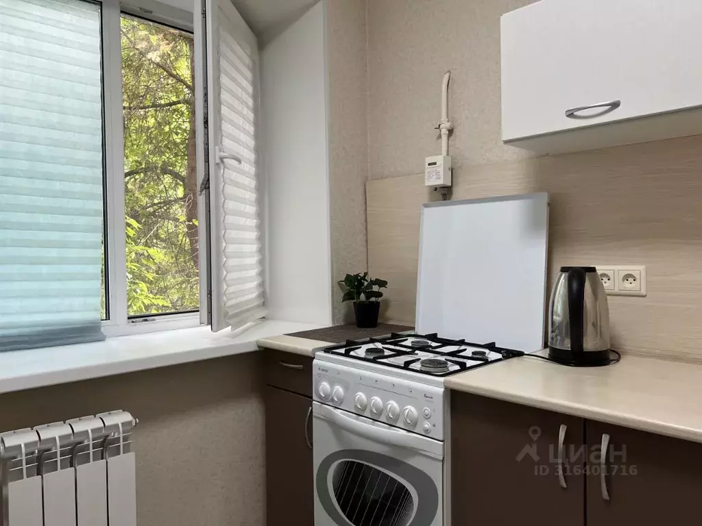 1-к кв. Омская область, Омск просп. Мира, 25 (31.0 м) - Фото 2