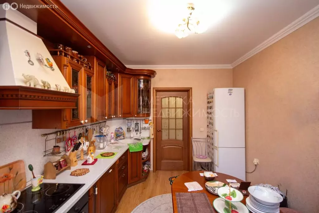 2-комнатная квартира: Тюмень, Сургутская улица, 11к4 (96.8 м) - Фото 2