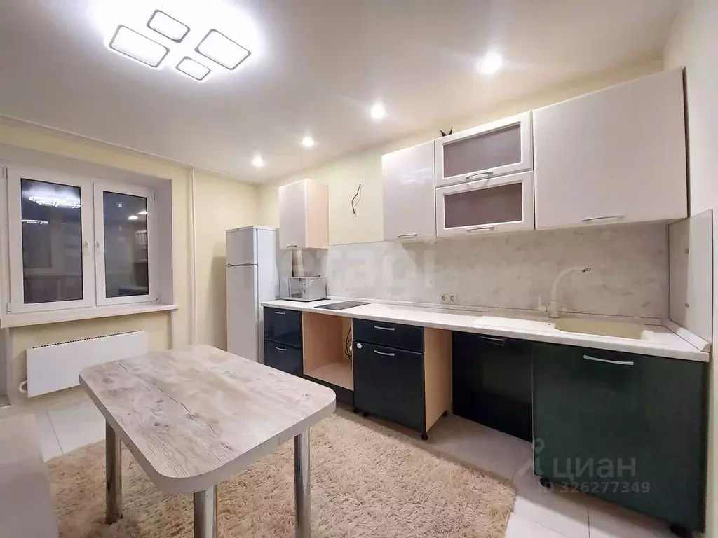 1-к кв. Тюменская область, Тюмень Кремлевская ул., 102 (37.8 м) - Фото 1