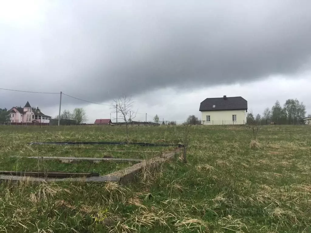 Участок в Московская область, Можайский городской округ, д. Неровново  ... - Фото 1