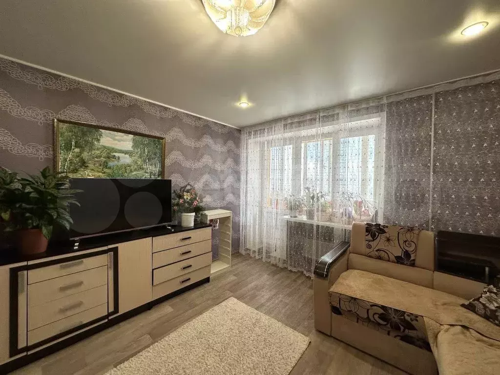 3-к. квартира, 60 м, 9/9 эт. - Фото 0