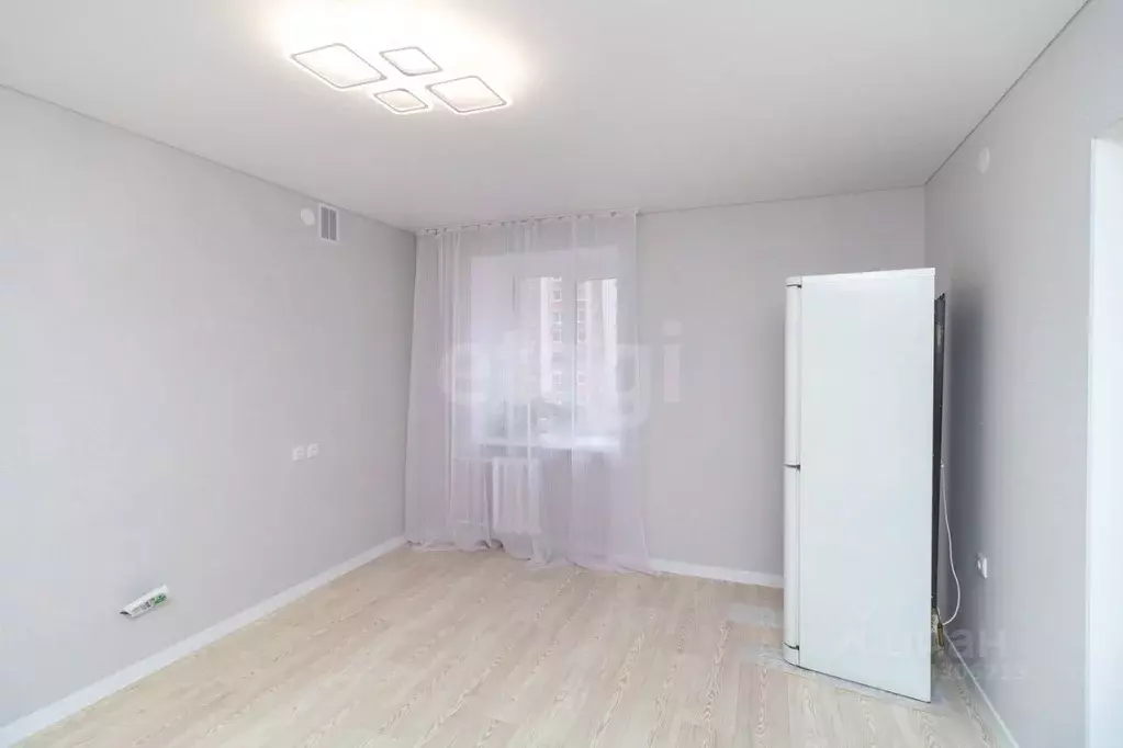 3-к кв. Тюменская область, Тюмень Заречный проезд, 6к2 (90.0 м) - Фото 1