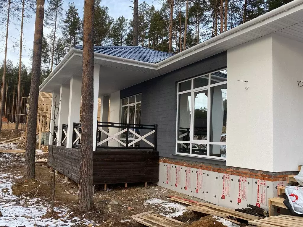 Дом в Сысерть, Радужный переулок (120 м) - Фото 1