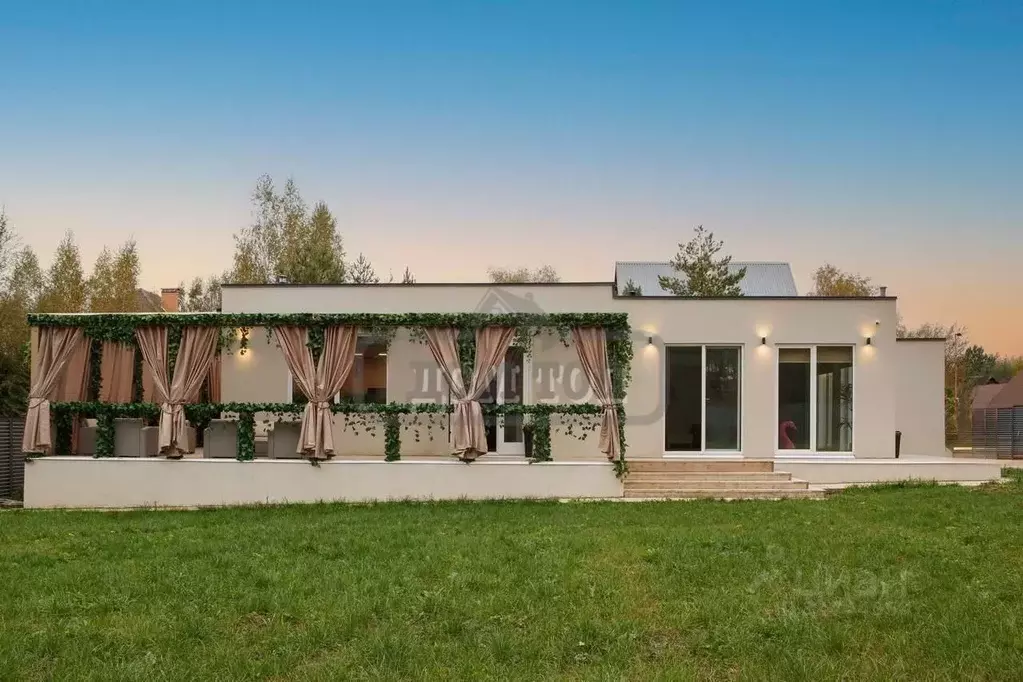 Дом в Московская область, Химки городской округ, д. Мышецкое  (300 м) - Фото 1