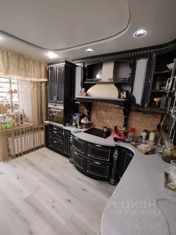 3-к кв. Белгородская область, Старый Оскол Степной мкр,  (106.0 м) - Фото 1