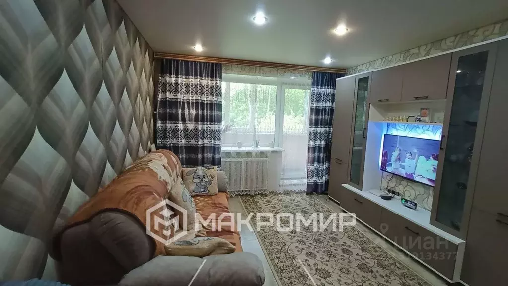 2-к кв. Орловская область, Орел ул. Латышских Стрелков, 3 (49.2 м) - Фото 0