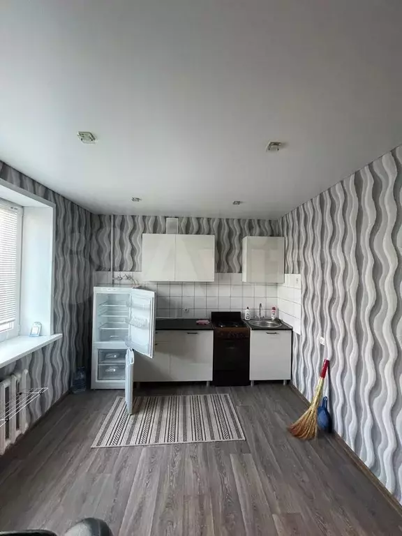 1-к. квартира, 50 м, 4/5 эт. - Фото 0