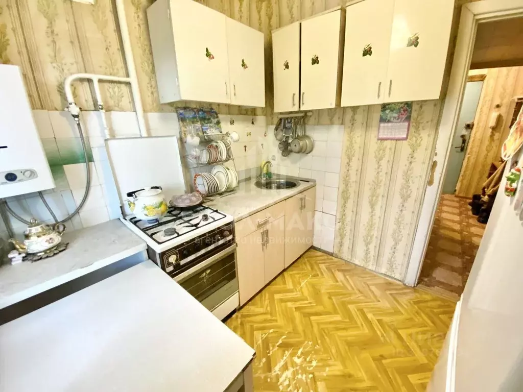 3-к кв. Брянская область, Брянск пер. Фокина, 6 (42.4 м) - Фото 1