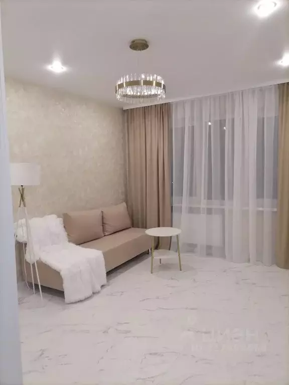 1-к кв. Брянская область, Брянск ул. А.К. Толстого, 3А (40.0 м) - Фото 0