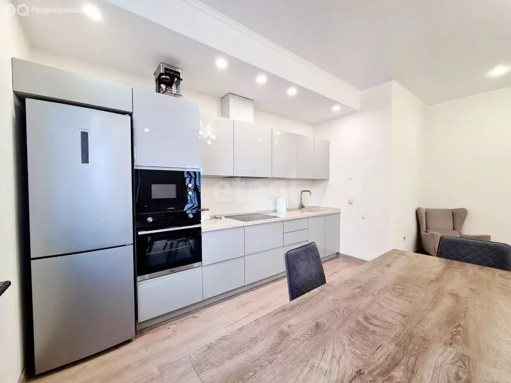 2-комнатная квартира: Казань, улица Абубекира Терегулова, 8Б (69.8 м) - Фото 1