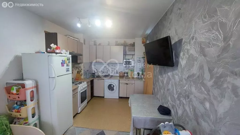 1-комнатная квартира: Волжский, улица Мира, 131 (35.7 м) - Фото 1