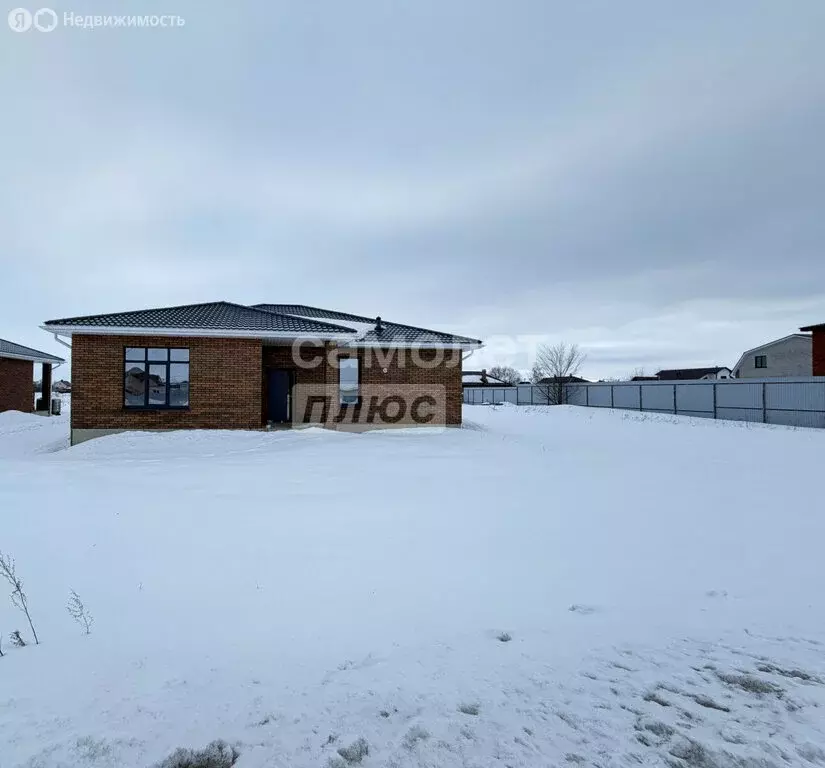 Дом в село Косырёвка, Учительская улица, 4 (146 м) - Фото 1