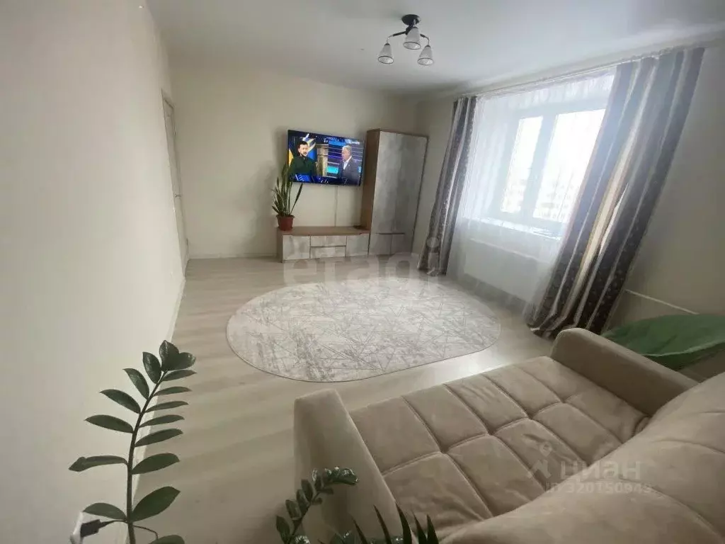 2-к кв. Пермский край, Пермь ул. Подводников, 80к2 (65.0 м) - Фото 0