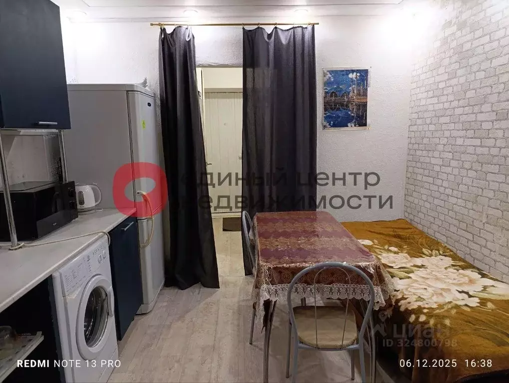 Комната Тюменская область, Тюмень ул. Декабристов, 152 (18.3 м) - Фото 2