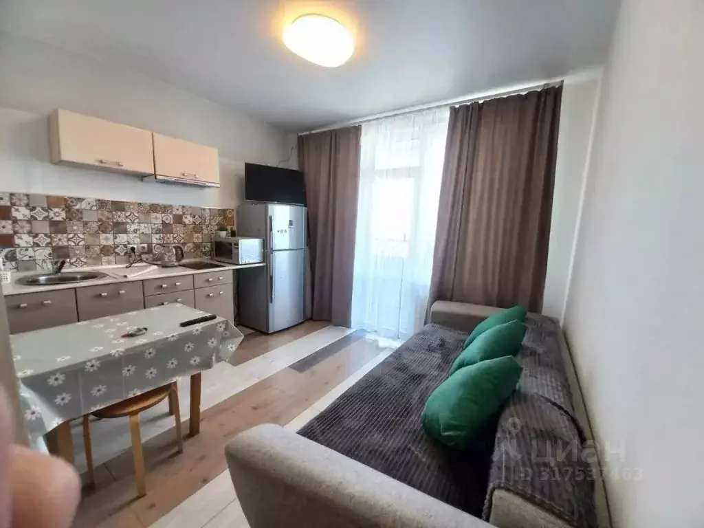 1-к кв. Тюменская область, Тюмень ул. Фармана Салманова, 26 (24.0 м) - Фото 0
