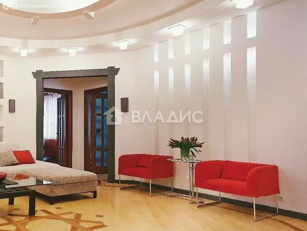 3-комнатная квартира: Москва, 1-й Смоленский переулок, 17 (130 м) - Фото 0