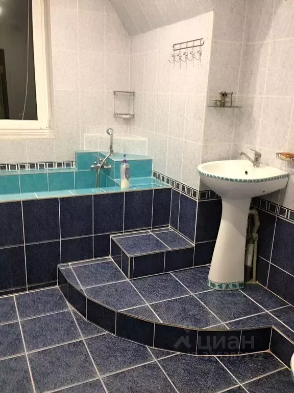 Дом в Севастополь ул. Сельская (250 м) - Фото 0