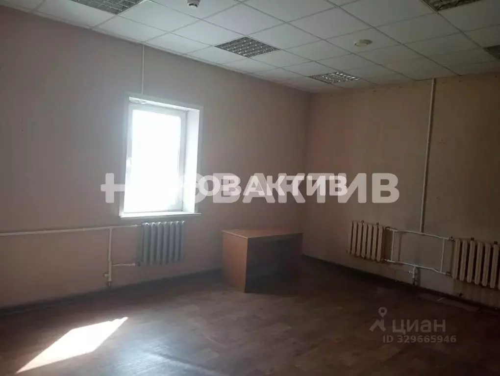 Офис в Новосибирская область, Барабинск ул. Кирова, 26 (28 м) - Фото 1
