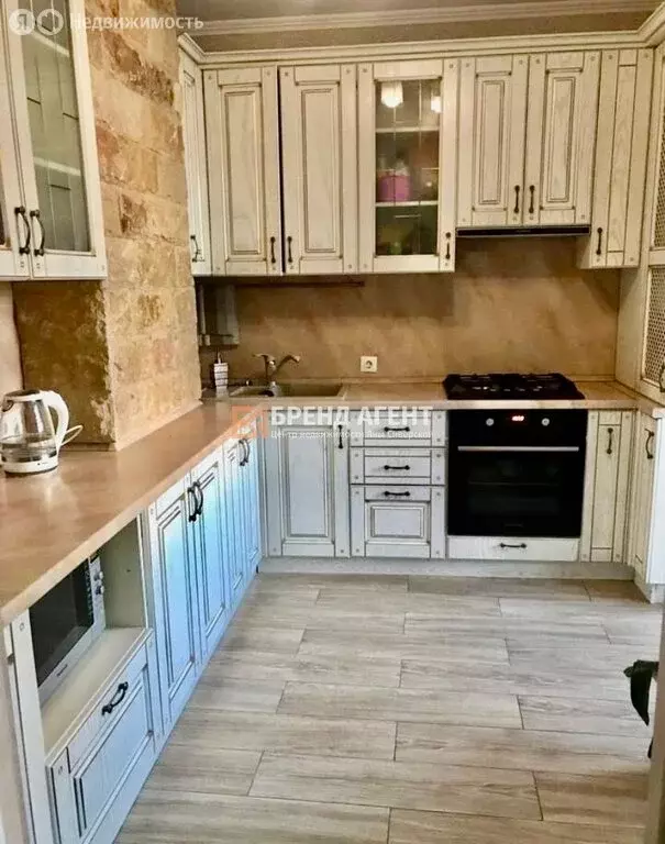 4-комнатная квартира: Белгород, улица Есенина, 56 (96.9 м) - Фото 0