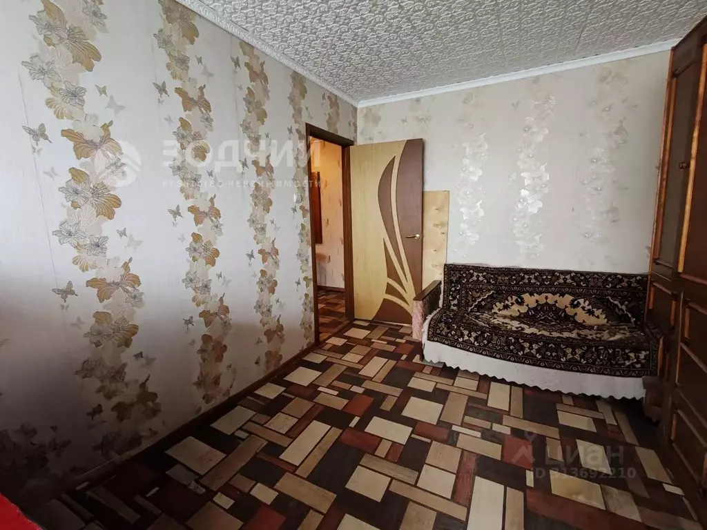 2-к кв. Чувашия, Канаш ул. Машиностроителей, 16 (53.1 м) - Фото 0